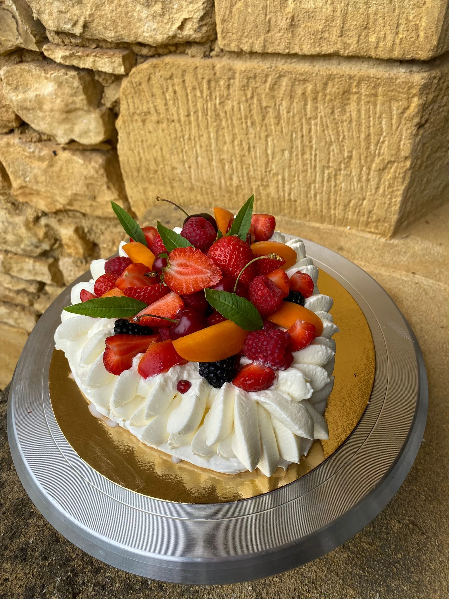 Pavlova aux fruits