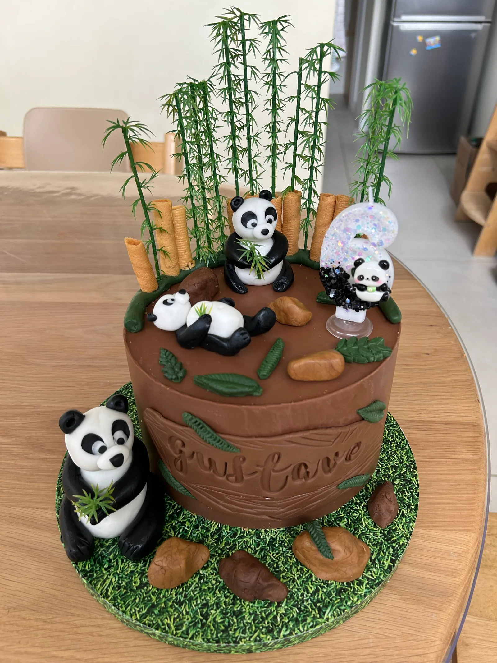 Layer cake chocolat noisettes