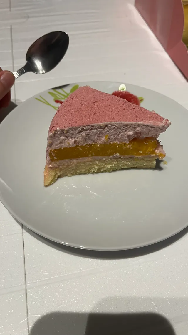 Entremet fraises / fruits de la passion