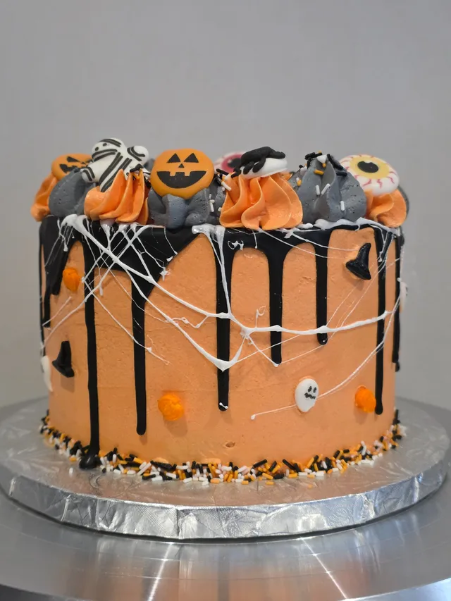 Layer cake halloween
